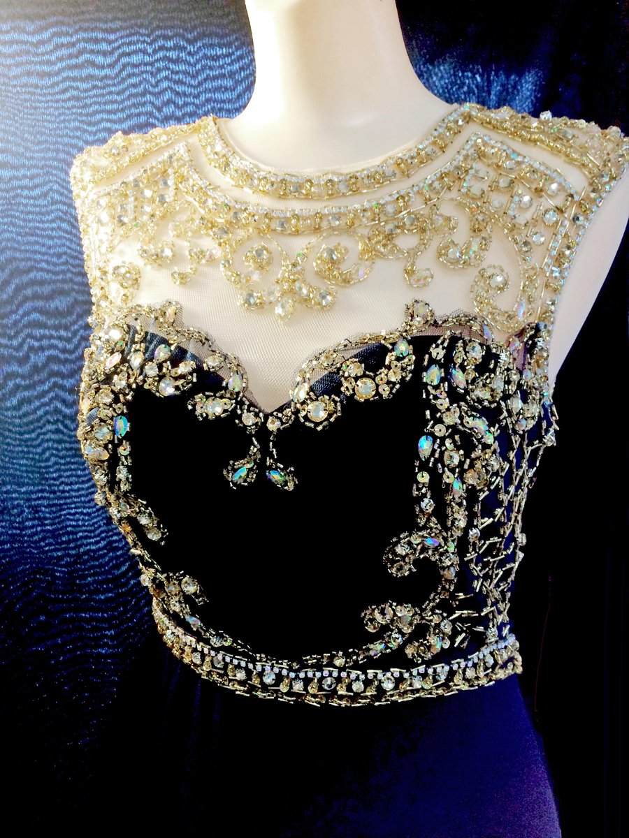 WandasFormals's tweet image. Just in, this gorgeous, navy Alyce gown!