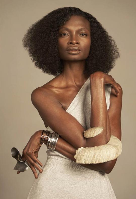 fashionHollywoo's tweet image. #DebraShaw | Photographer: Francesco Brigida | Styling: Samuel Drira ©ourtesy of bit.ly/1Csfu5Y