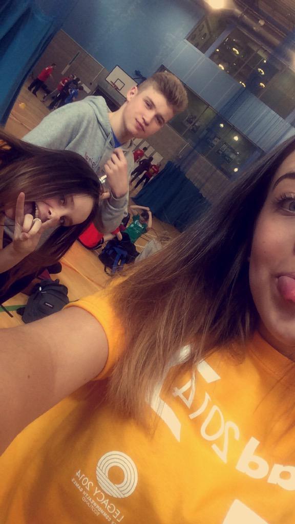 robynduncan_x's tweet photo. gd times 😝⚽️🏆🏉 #Lead2014 http://t.co/45BPAc2LPg