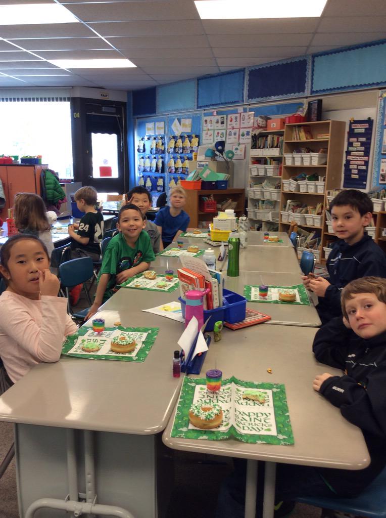 MrsBoyer3's tweet photo. Happy St.Patrick's Day!!! http://t.co/tPkXX26exv