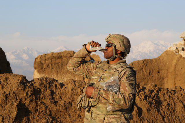 USArmy's tweet photo. Combat rations database allows #USArmy Soldiers to learn about meals, ready-to-eat nutrition http://t.co/yRsCUl2SrU http://t.co/NgC5TxqVQi