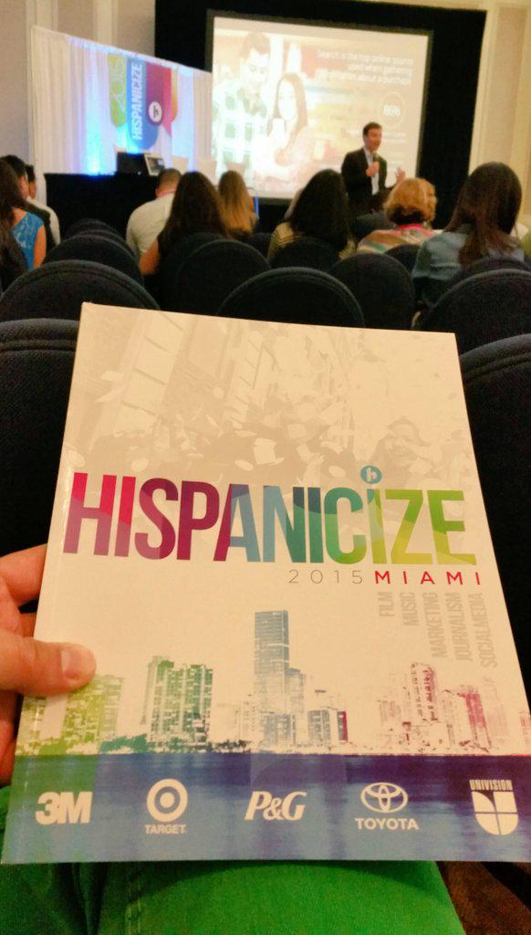 AR3Albert's tweet image. Fantastic @google panel at @Hispanicize #Hispz15 @sesaclatina @sesac wear #GreenPants 4 #HappyStPatricksDay #AR3Luvit