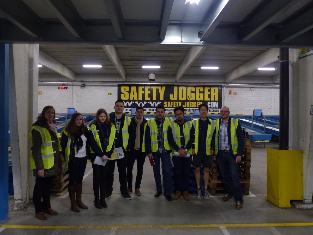 LogisticsatSFI's tweet photo. Vandaag terug heel wat nuttige logistieke ervaring opgedaan bij de Cortina Group in Oudenaarde! #logisticsatSFIMelle http://t.co/zEjZi5HeRz
