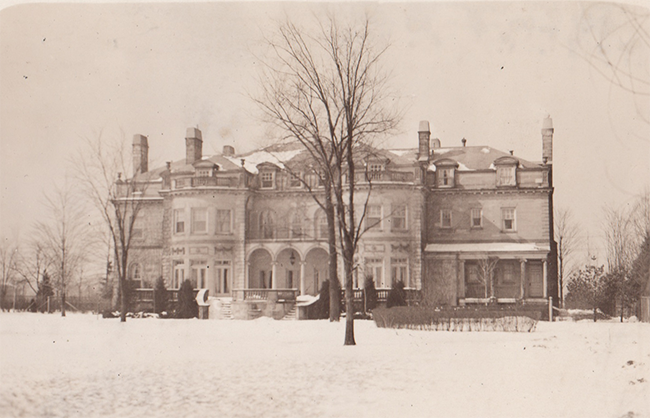 HMAgp's tweet photo. Historical Architecture of Grosse Pointe: 15520 Windmill Pointe Drive: http://t.co/afG35VmWyh http://t.co/UAkdFzpnLE