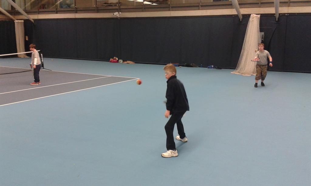 FulhamFCFound's tweet photo. Great tennis session in action here at the NTC @TennisFndation  @DSActive  #getactivegetinvolved http://t.co/p0Eacs1mND