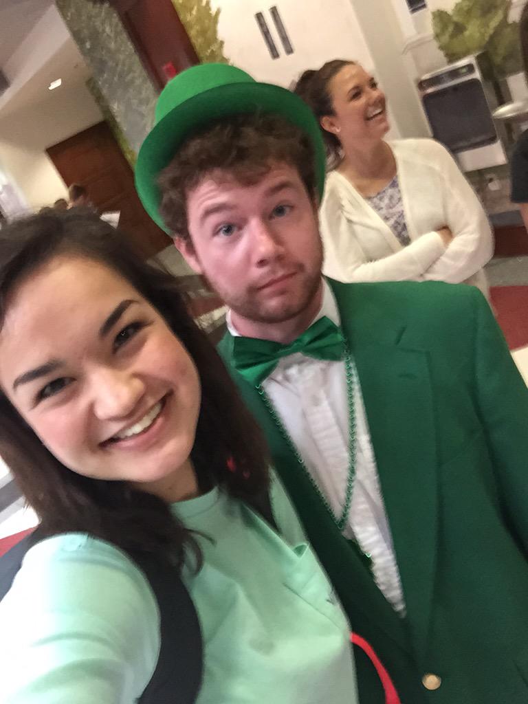 _emilypeck's tweet photo. @WKUOPA #SweetsWeek2015 Found the #SigEprechaun π http://t.co/ED51umWQCh
