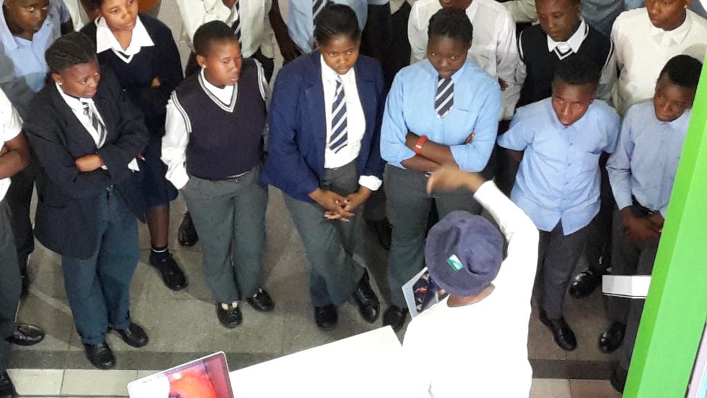 SAMSAMARITIME's tweet photo. Pictures of the day 1  @SciBono @SciBonoCareers #maritimeweek ... #maritime #business #careers #studentsuccess2015 http://t.co/HUHGP8rwsW