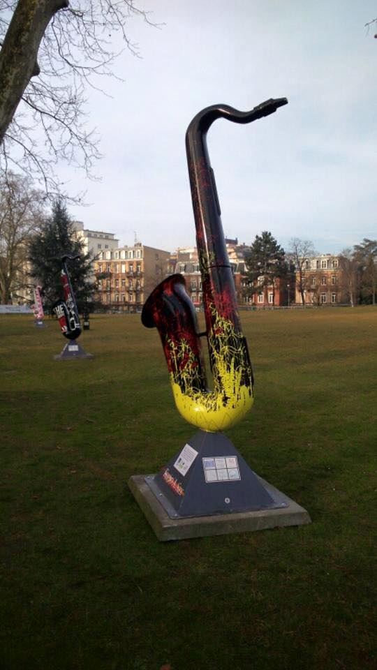 DAddarioWW's tweet photo. Strasbourg faces saxophone invasion! @SaxOpen  #SaxOpen2015 http://t.co/DgFC1TIxMl