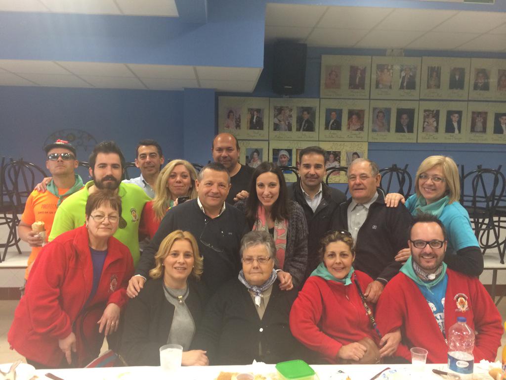 carmencontelles's tweet image. Com es tradicional esmorcar en la Falla del Trinquet en la millor companyia .Gracies !!