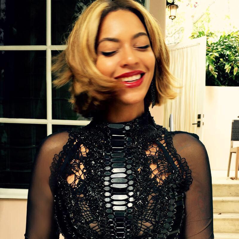 Beyoncé - Twitter (@Beyonce), Instagram (Baddiebey), Tumblr (I Am...) [II] - Página 12 CAUtTwhXIAAlgjk