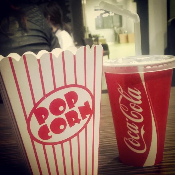 Sidwantsacookie's tweet image. Popcorn and drinks for Christian Union film night :) #uni #societies @WolvesCU