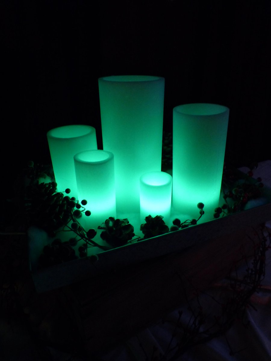 candleluminary's tweet photo. Happy St. Patrick's Day! 🍀
#StPatricksDay 🍀
#StPaddysDay 🍀
#green 🍀
#flamelesscandles 🍀 http://t.co/jdc1LzPfWg