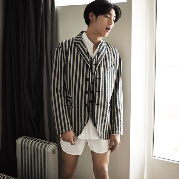 GEEK_magazine's tweet photo. [GEEK]봄처럼 포근한 느낌을 주는 내츄럴한 스타일링, 요즘같은 봄 날씨, 이렇게 연출해보는건 어떠신가요?
*자세히보기: http://t.co/8QdYtnSMLz http://t.co/xuth5u7iyY