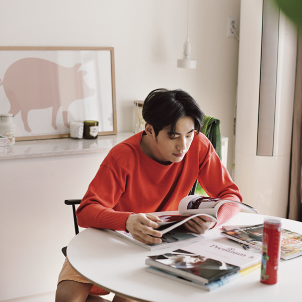 GEEK_magazine's tweet photo. [GEEK]봄처럼 포근한 느낌을 주는 내츄럴한 스타일링, 요즘같은 봄 날씨, 이렇게 연출해보는건 어떠신가요?
*자세히보기: http://t.co/8QdYtnSMLz http://t.co/xuth5u7iyY