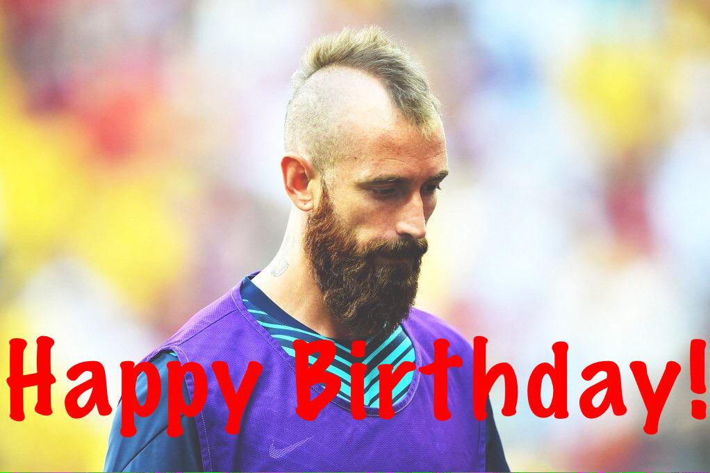   Happy Birthday to Raul Meireles!  Happiness, best wishes and love!     