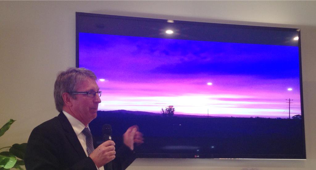 WesternNSWBC's tweet photo. Inspirational @DubboChamber breakfast  today, hearing from Bega Cheese Chair, Barry Irvin. #dubbo @MayorOfDubbo http://t.co/XrxVky7mw5