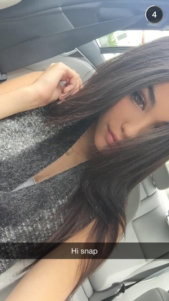 STRESOORT's tweet photo. @MadisonElleBeer Hi Beauty 😍🌹 http://t.co/Uzm12IaHw4
