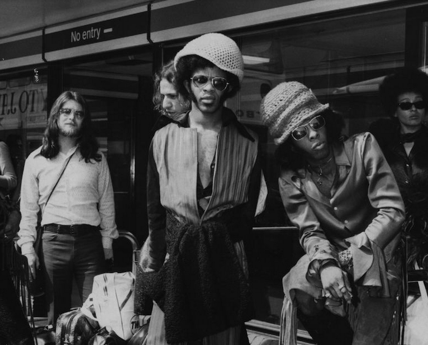 XXL's tweet photo. Kendrick Lamar sampled James Brown, Sly and the Family Stone and Michael Jackson on #TPAB: http://t.co/ZBzzkP7GaL http://t.co/H02TRpjYyt
