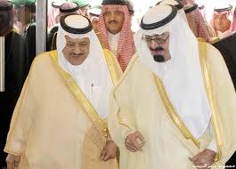 Zoom913's tweet photo. فيّ دآخليّ : بقايا رآحلين و قلب ينادِي الغَائبين :
لطفاً بنآ فقد أرهقنآ الحَنين !…. http://t.co/9Jax3a15a1