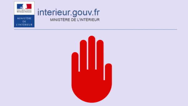 VICENews's tweet photo. France is trying — and mostly failing — to block websites accused of promoting terrorism: http://t.co/lIHdBR5vBp http://t.co/LhR7qqAwX0