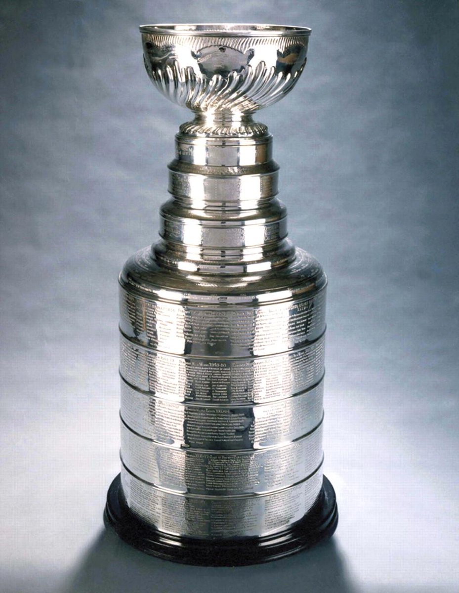 ImSoBuffalo's tweet image. Hey Buffalo!
Would you rather have...

RT: Superbowl 

Fav: Stanley Cup