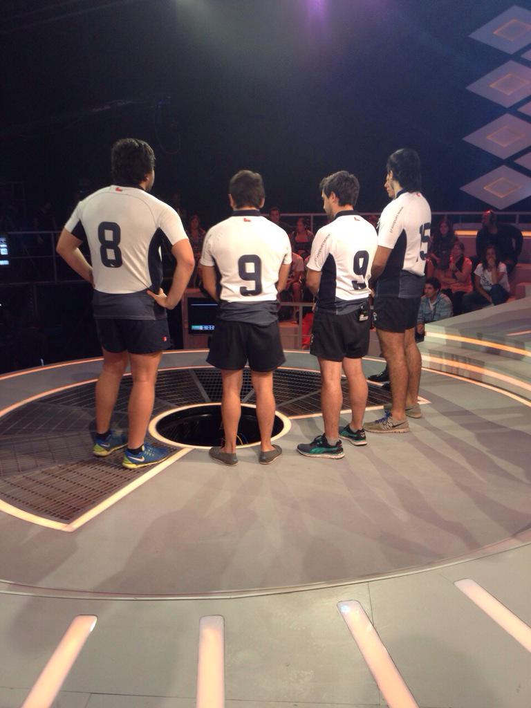 luisteluiste's tweet photo. @BoomTVN we love #OldSaxons !!!!!! 💙💜💚💛🏈👬🏈👬 @CexarAntonio @cdepuchamadre #BoomTVN @NitaQG #DePuchaMadre http://t.co/VzUgT3T7GP