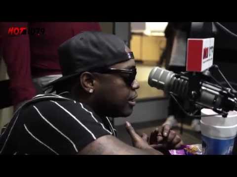 trapsntrunks's tweet image. Video: @PeeweeLongway Says @Gucci1017 Will Be Home In 2 Months trapsntrunks.com/2015/03/17/vid…