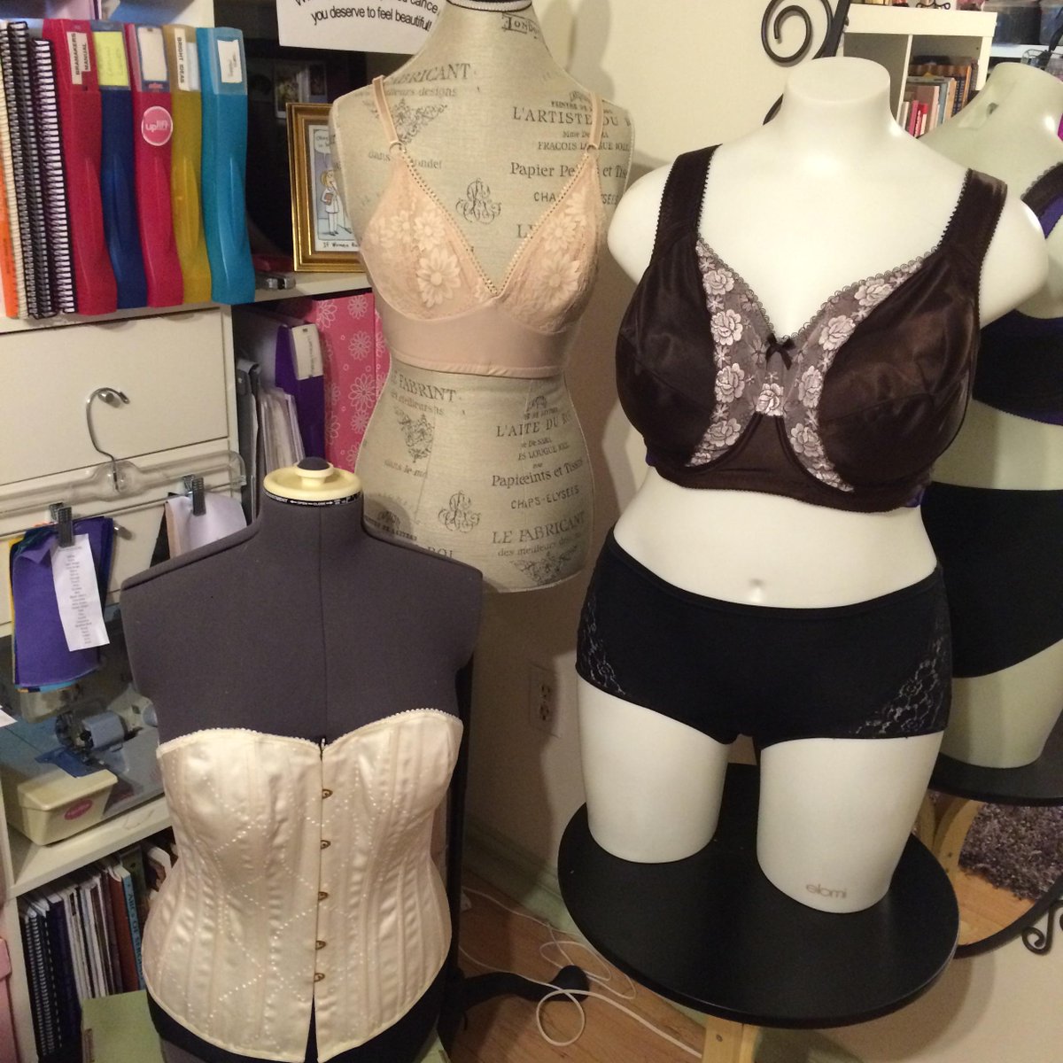 Linda's Lingerie - Custom Made Bras, Bespoke Bras