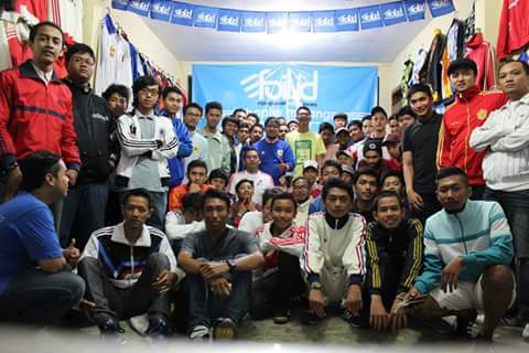 Next nah di sini 3foil Malang ngadain pemajangan tracktop krg lbh 150 pcs berbeda.. 29/05/14 #gath4