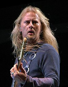 Happy Birthday, Jerry Cantrell \\m/ 