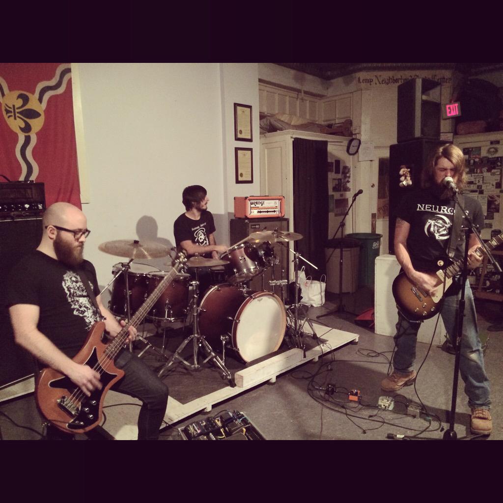 EncapsulatedRec's tweet photo. Local dudes and our buds, #PathOfMight. http://t.co/RRh0fkIums
