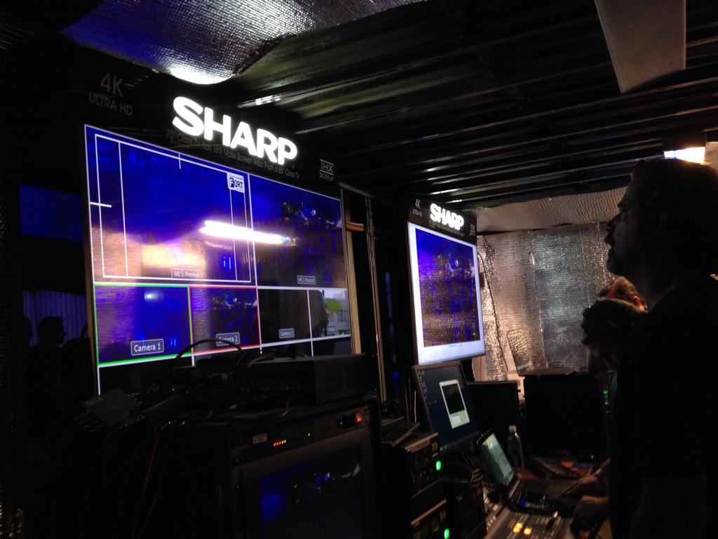 SJ_Murray's tweet photo. Getting front and center in 4K with @SharpAQUOS and @Dell tonight! Follow along with me using #FrontCenterExp. #ad http://t.co/UJOlUSDmw5