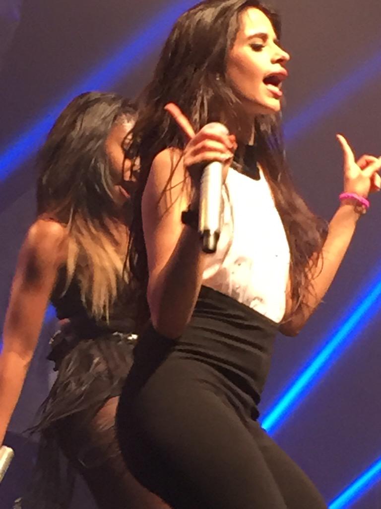 KenStetz's tweet image. Even though my car broke down I still grabbed my @FifthHarmony #Reflection cd #MakingMyDayBetter