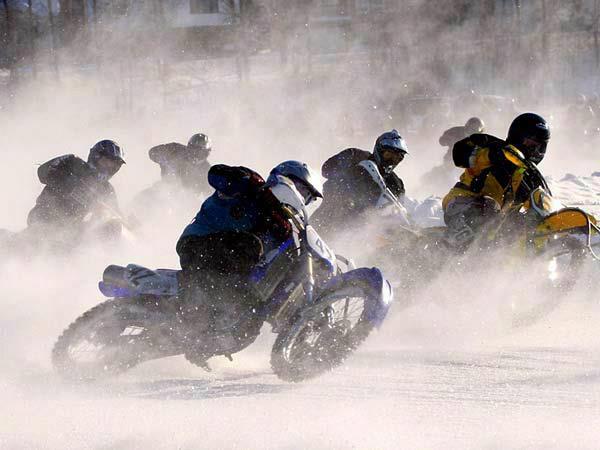 Cornering on the snow ? Why not !