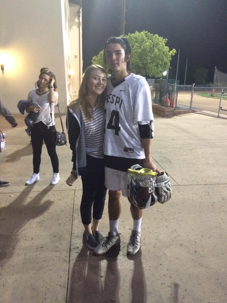 AmandaBarkes's tweet photo. Love supporting my lax bae โค๏ธโค๏ธโค๏ธ #sidehoelife http://t.co/0Efzyj7UYX