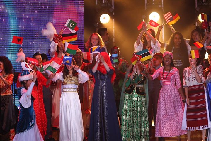 bilgenilgi's tweet photo. Students from over 20 different countries will be participating in .@iflcsa tonight! #iflc2015 #ColoursOfTheWorld http://t.co/hRg2WmkRKY”