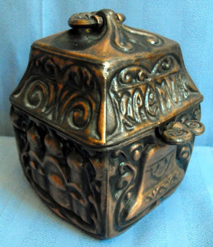 CartersCollecta's tweet photo. JUST LISTED
Ceramic lockable box £22/offers welcome
http://t.co/Z91gQWodbz
#CartersForSale #FollowVintage #ceramics http://t.co/NAqq9q5yZC
