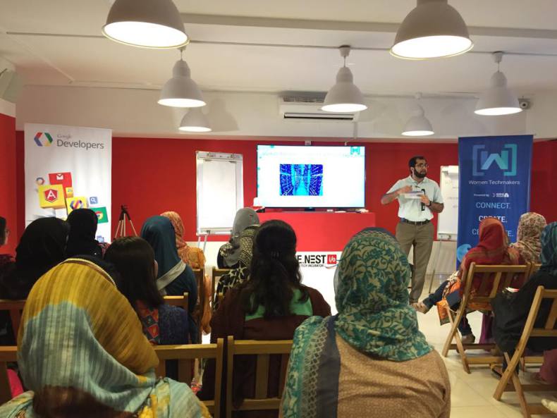 TechJuicePk's tweet photo. .@GDGKarachi Celebrates Women in Technology at Women Techmakers 2015 http://t.co/5HTeq3tkf5 http://t.co/5CW6JFLQZr