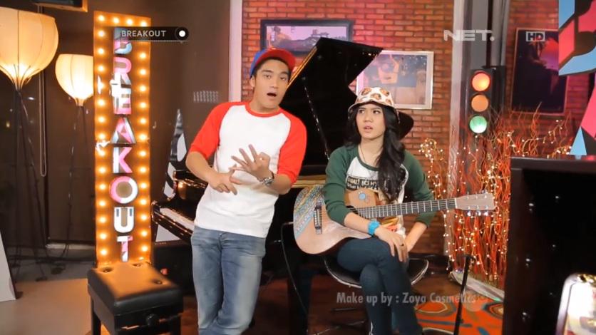 mdtvindonesia's tweet photo. Welcome to @breakoutnet, ada @boywilliam &amp; @sherylsheinafia yg akan nemenin km selama 1 jam. #BreakoutNETMostViewed http://t.co/FQjZPN3Qi3