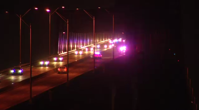 wjxt4's tweet photo. JUST IN: New details surrounding crash that ended with a man jumping off the #MathewsBridge. http://t.co/Hkl4LwBSUk http://t.co/Act38eCl09