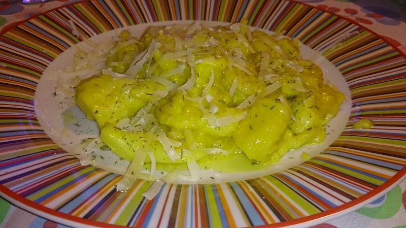 SoloRicetteBlog's tweet photo. Oggi abbiamo preparato un bel piatto di pollo con cavolfiore e curcuma http://t.co/QKLqL5DbRm http://t.co/dLMLqRpb3n