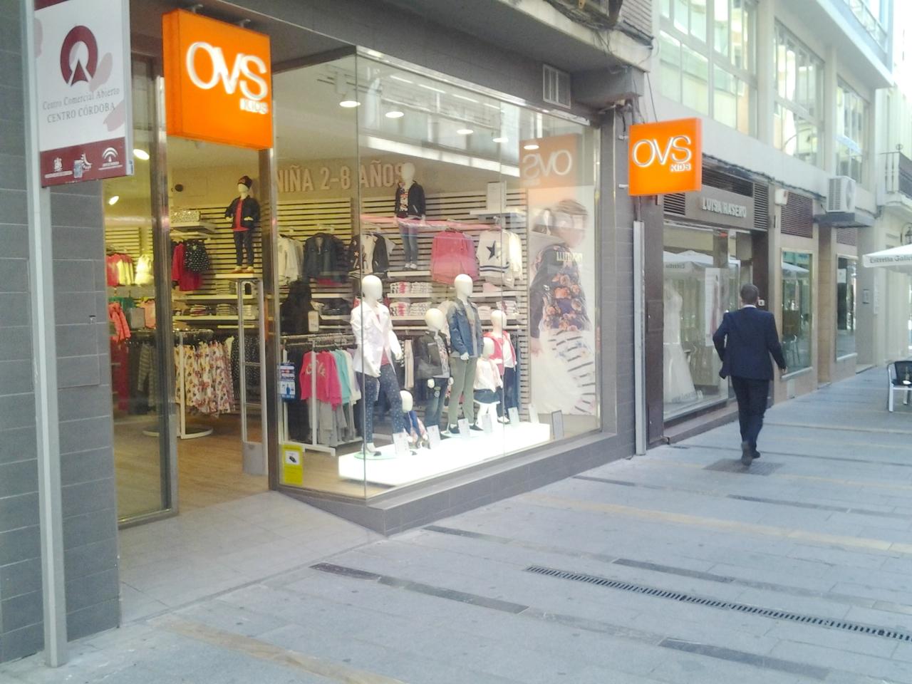Ovs store kids niña