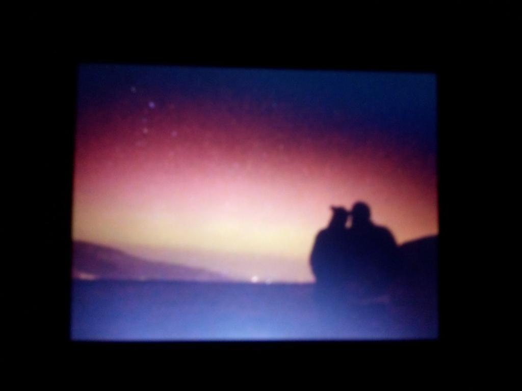 luke_merrey's tweet photo. @ITVWales @BBCWales @WalesOnline  the aurora in Brecon http://t.co/o4vI1VU8ui