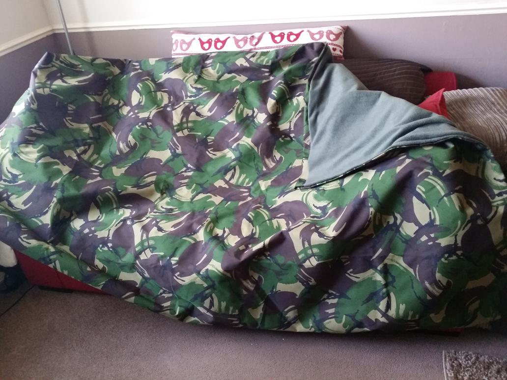 thecarpersANGLE's tweet photo. @Leon_Bartropp sofa shot but mint quality can't wait to use it on the bank. Nice one Leon #keepemtight http://t.co/Y5j9tnVaAO