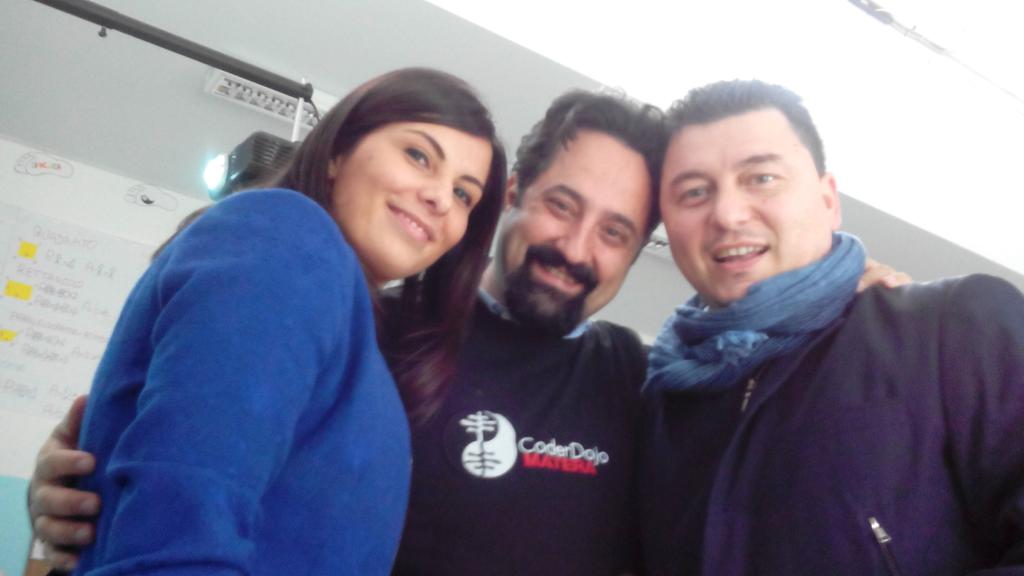 MAFlumero's tweet image. @adducesocial :grande orgoglio di esser #materani ! @Piersoft :solo uniti si puo' fare ~ #Coderdojo #matera2019