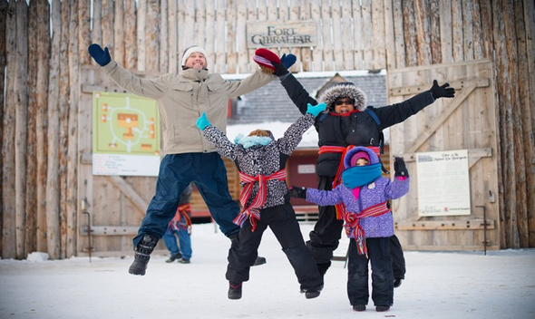 TourismWPG's tweet photo. "Cold Land, Warm Heart." How we rock #winter in #Winnipeg via @ToqueCanoe @valerieberenyi http://t.co/onJjShskEZ http://t.co/Es59idr4gC