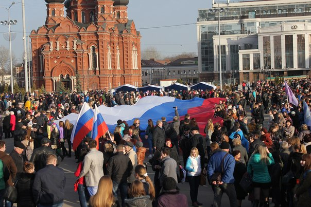 NastyaPavlov's tweet photo. #МыВместе  это когда Президент поет гимн со своим народом http://t.co/vS8sWYiHS9