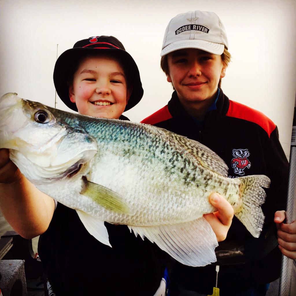 sceniccityfish's tweet photo. Sam Volpintesta (brother Max) with a true Trophy Crappie, fishing with Scenic City Fishing on Chickamauga Lake. RT http://t.co/KVY0TsAEgI