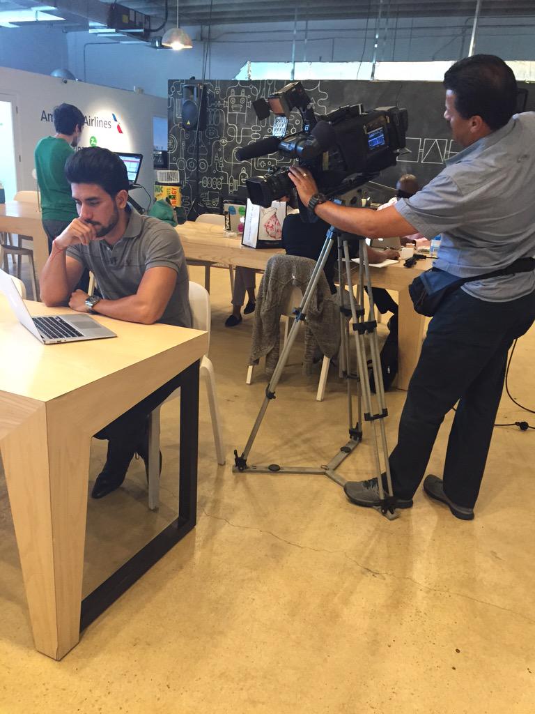 thelabmiami's tweet image. @MundoFOX taping at #thelabmiami discussing the growth of #MiamiTech @knightfdn