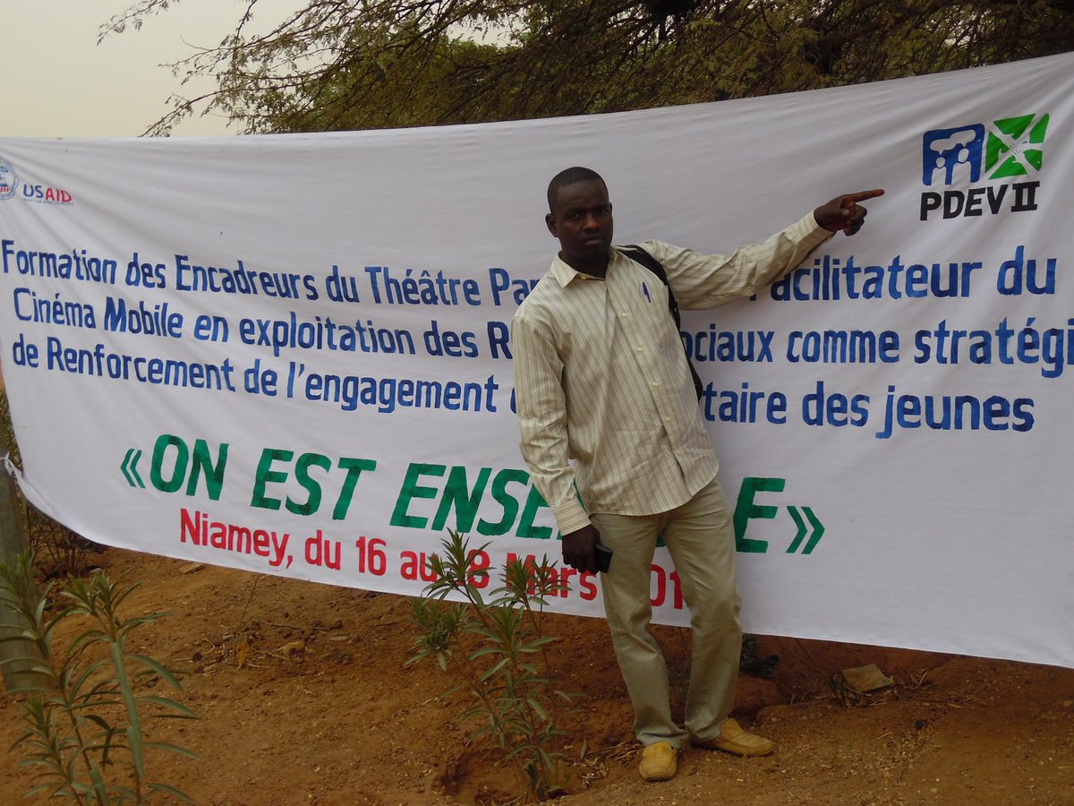 aboukarissa's tweet photo. #formation @aboukarissa @cmdiffa #reseauxsociaux #SFCG_NIGER #Niamey @cmzinder @cmniamey #PDEV2_NIGER http://t.co/QsFC3eXboH